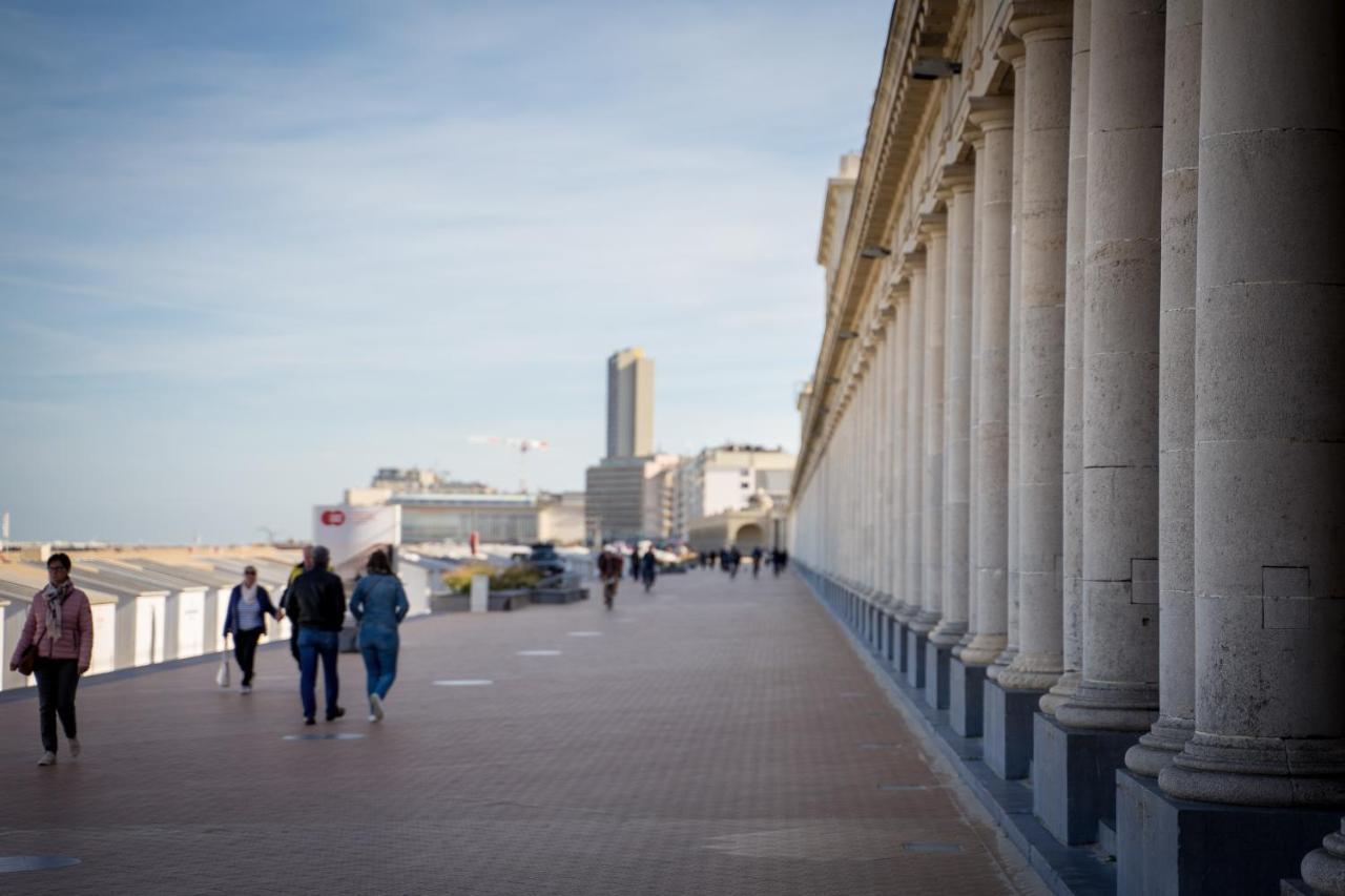 Gezellig App In De Belle Epoque Wijk Van Oostende Bagian luar foto